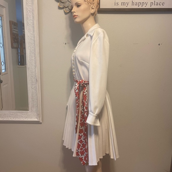 Vintage 60’s Mod A-Line Tannel Pleated Dress Tapastry Belt Sash Pearl Buttons Sm - Picture 2 of 16